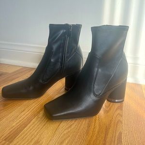 Franco Sarto Pisa booty size 7 brand new with box  and tags